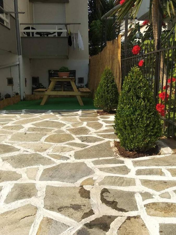 3S Apartments Nea Flogita Halkidiki Exterior photo